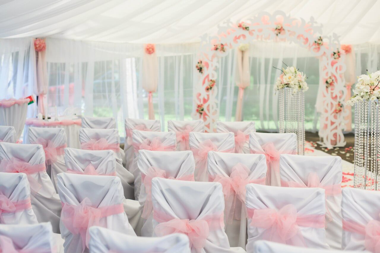 декор шатра свадьба бело-розовая в стиле сваровски выездная регистрация декор банкета свадебное агентство ЛавМи Могилев печерское предместье