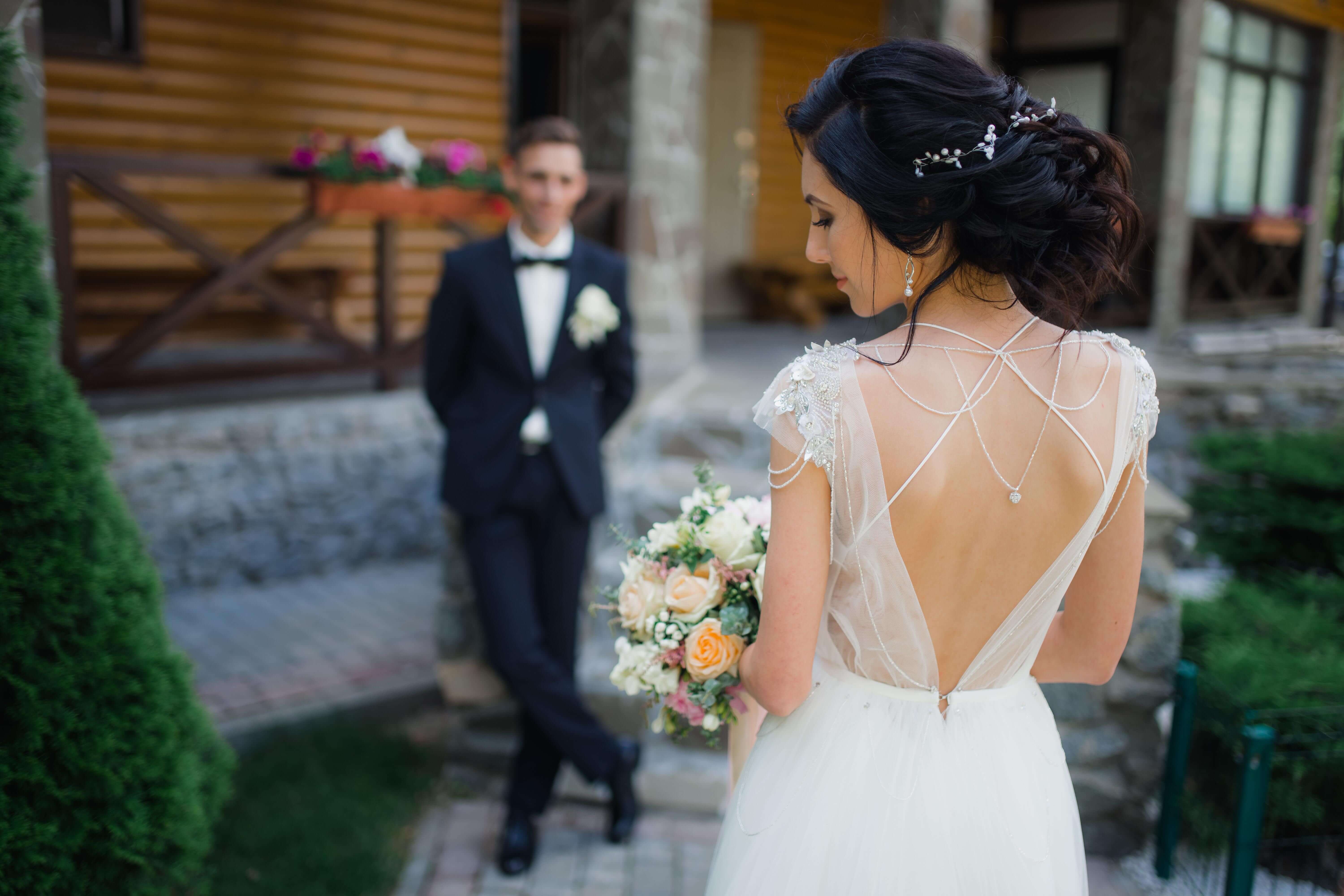 арка свадьба в шатре выездная регистрация церемония роспись  организация свадьбы свадебное агентство ЛавМи организация выездной регистрации росписи церемонии декор украшение банкета ресторана букет невесты под заказ бутоньерки венки