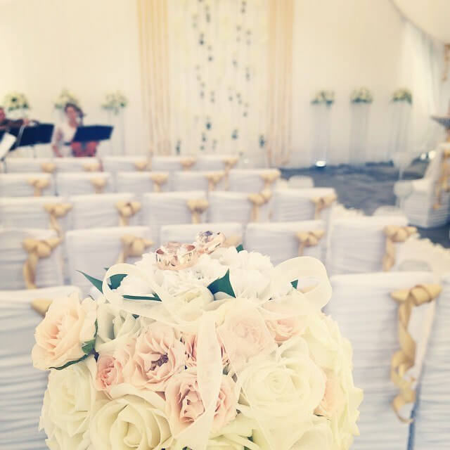 золотая свадьба выездная регистрация церемония росаись в шатре печерское предместье декор шатра банкетного зала ресторана украшение свадьбы свадебное агентство ЛавМи могилев