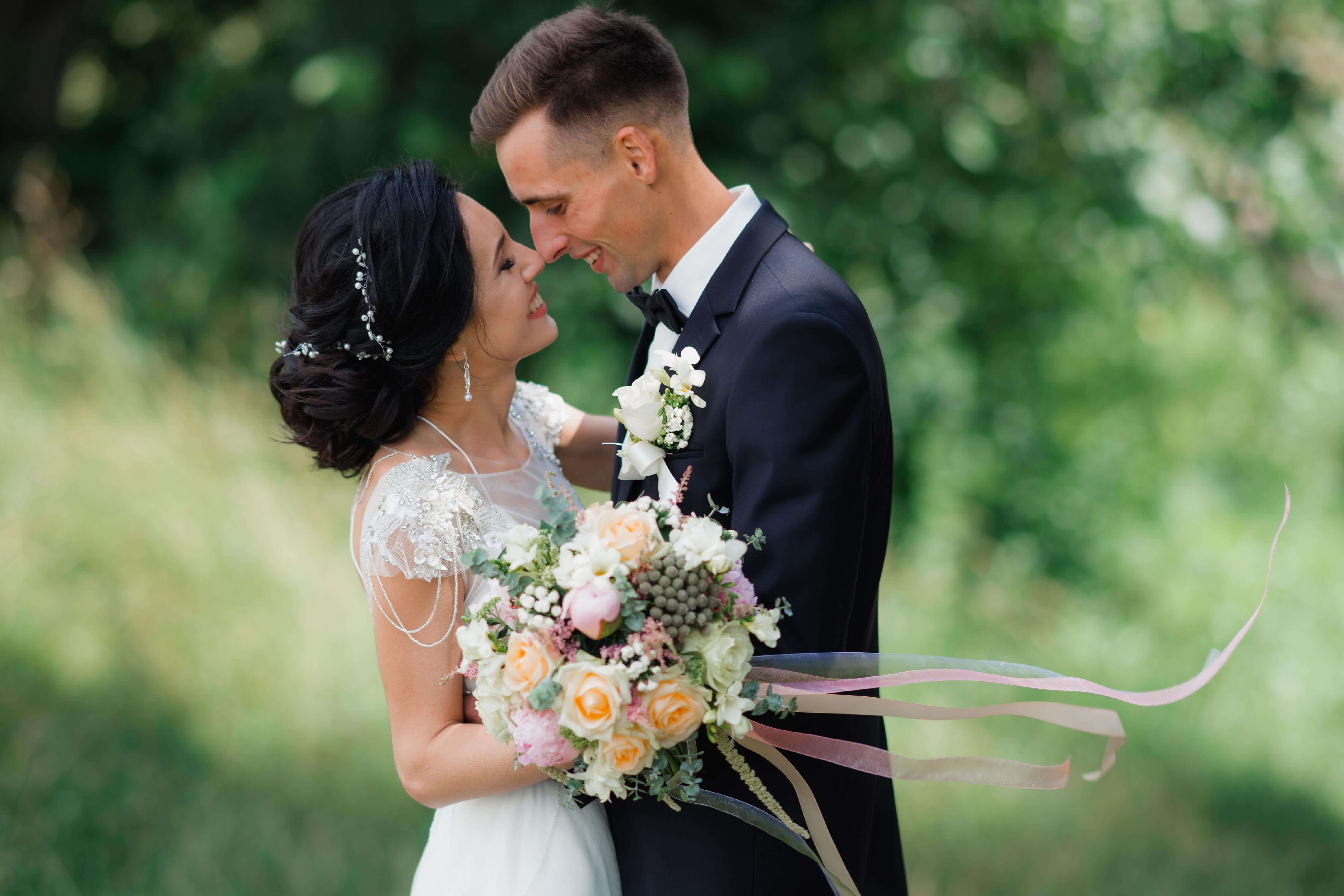 выездная регистрация церемония роспись  свадебное агентство ЛавМи организация выездной регистрации росписи церемонии декор украшение банкета ресторана букет невесты под заказ бутоньерки венки