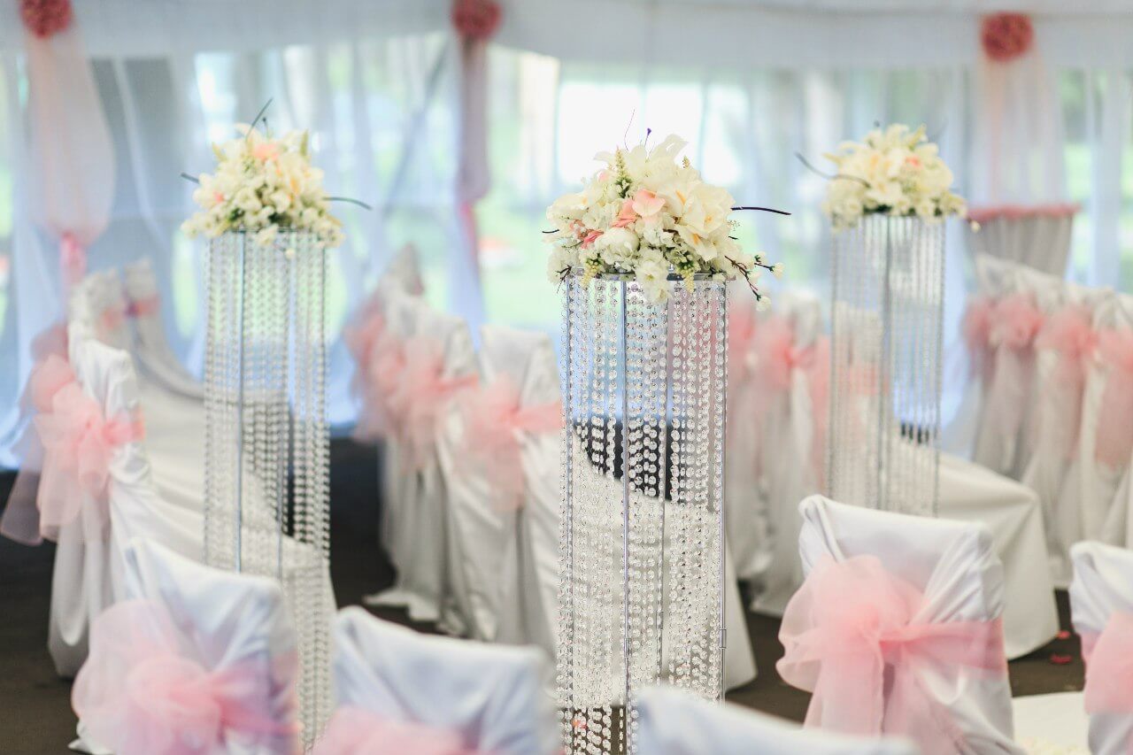 украшение шатра розовое свадьба бело-розовая в стиле сваровски выездная регистрация декор банкета свадебное агентство ЛавМи Могилев печерское предместье