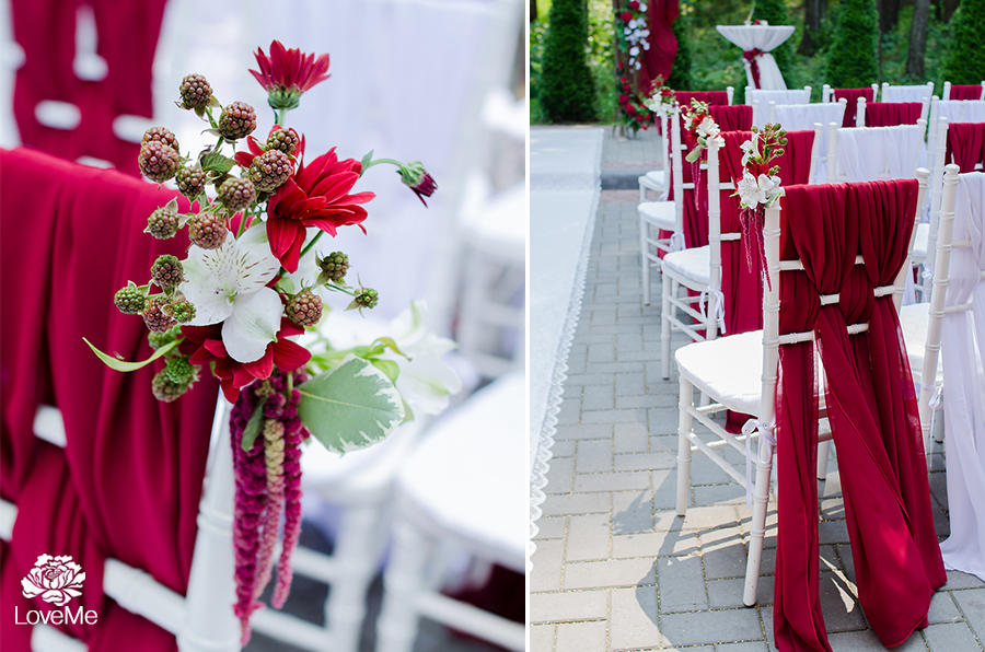 стулья гостей ягодная свадьба марсала выездная регистрация роспись церемония усадьба куркуля свадьба в шатре организация свадьбы могилев свадебное агентство лавми декор шатра банкетного зала флористика букет невесты под заказ бутоньерки  аксессуары 