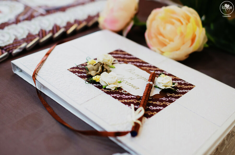 книга пожеланий Шоколадная кофейная свадьба выездная регистрация роспись церемония любужский замок могилев свадебное агентство ЛавМи организация декор банкетного зала ресторана украшение свадьбы
