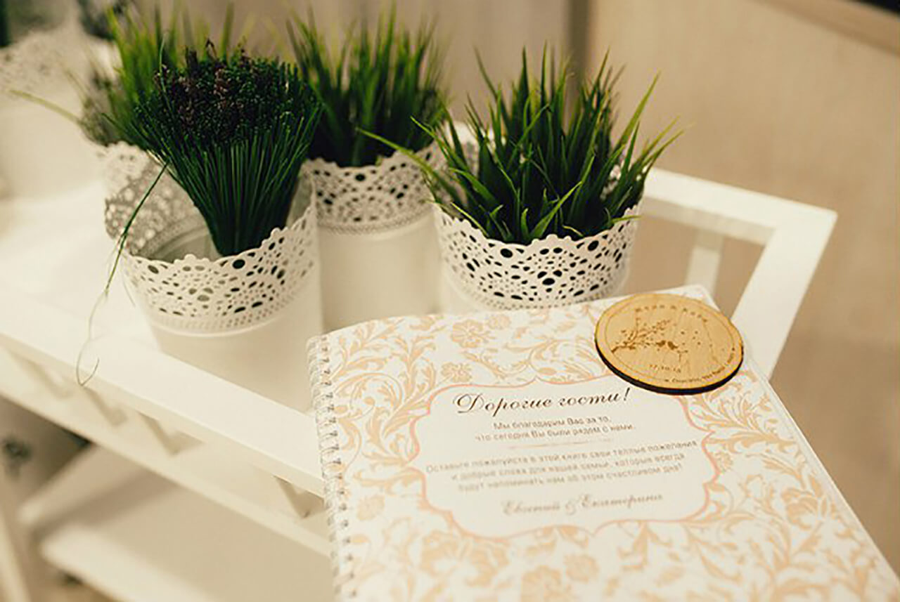 светлая бежевая свадьбы выездная регистрация роспись церемония могилев валебана свадебное агентство ЛавМи декор банкетного зала ресторана флористика 