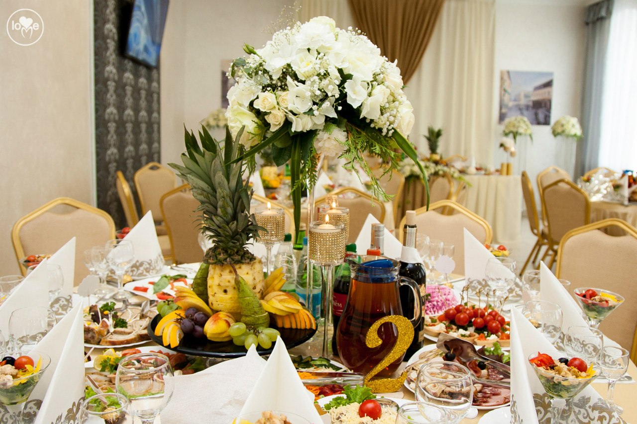 олотая свадьба выездная регистрация церемония росаись в шатре печерское предместье декор шатра банкетного зала ресторана Валебана украшение свадьбы свадебное агентство ЛавМи могилев